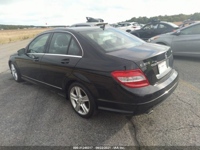 Photo 2 VIN: WDDGF8BB0AR088898 - MERCEDES-BENZ C-CLASS 