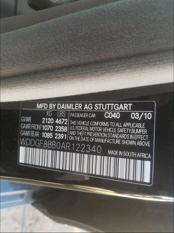 Photo 9 VIN: WDDGF8BB0AR122340 - MERCEDES-BENZ C 300 4MAT 