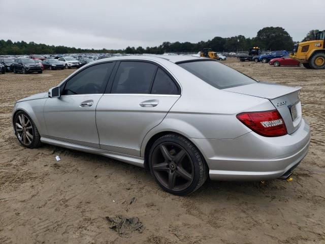 Photo 1 VIN: WDDGF8BB0BR165657 - MERCEDES-BENZ C 300 4MAT 