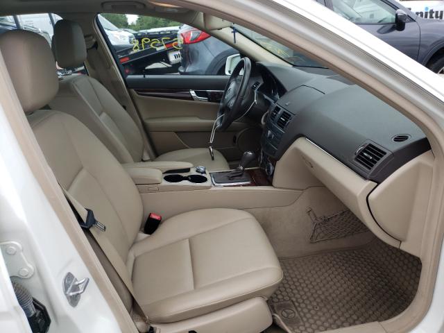 Photo 4 VIN: WDDGF8BB0BR179686 - MERCEDES-BENZ C 300 4MAT 