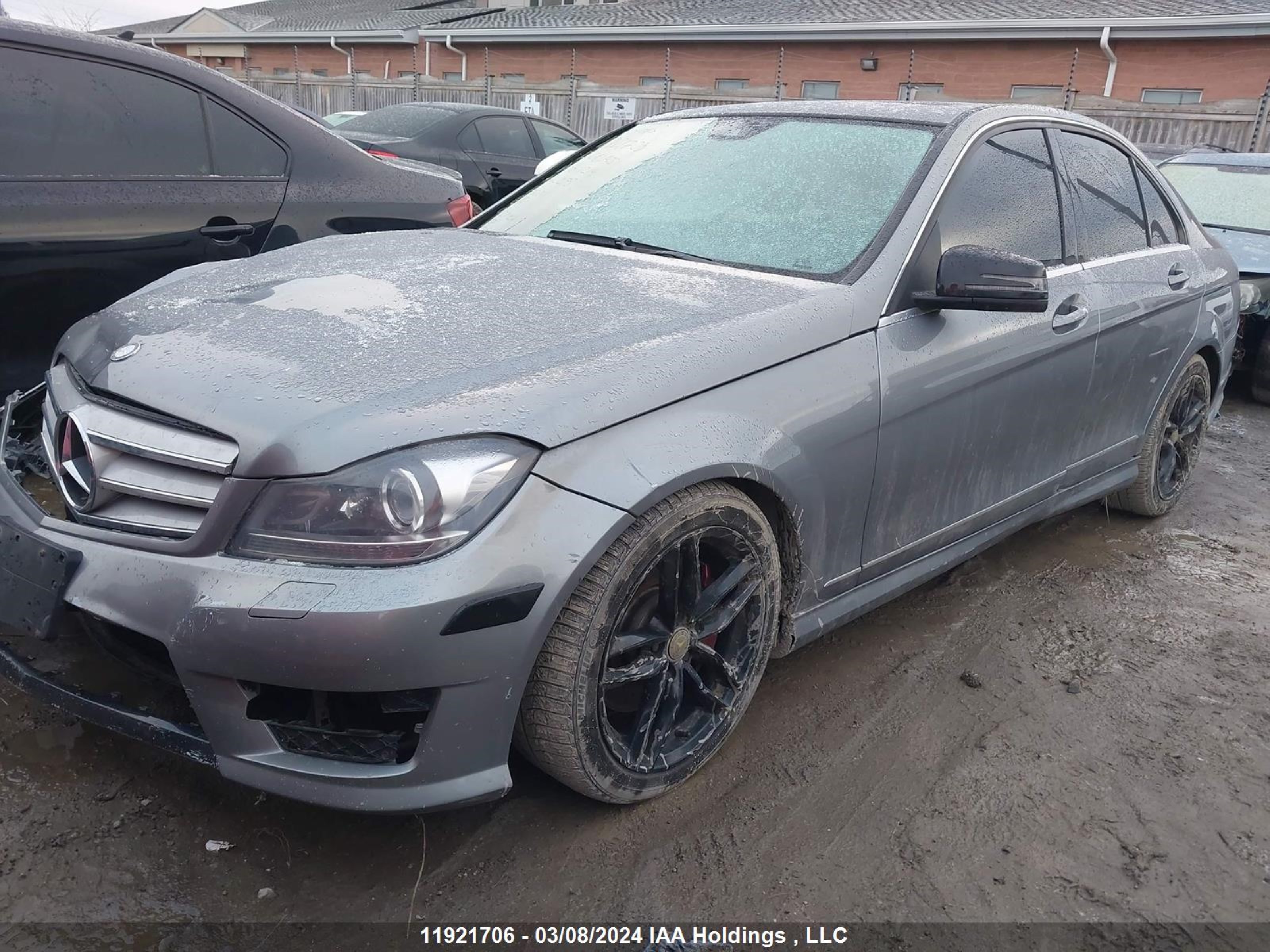 Photo 1 VIN: WDDGF8BB0CA601214 - MERCEDES-BENZ C-KLASSE 