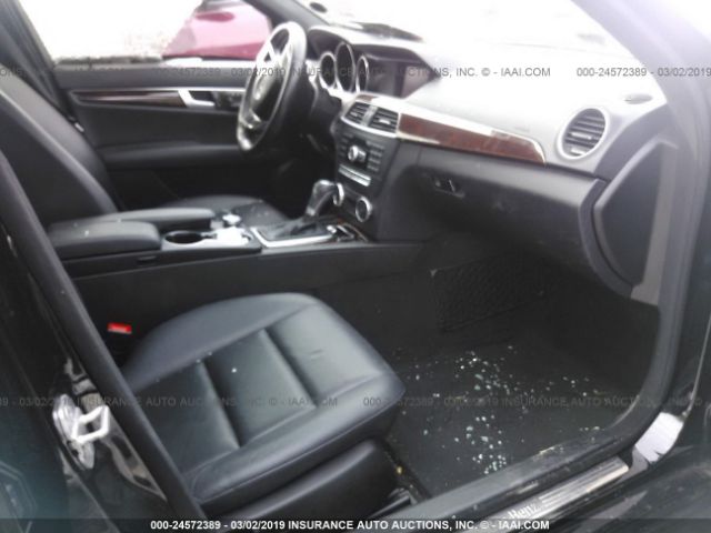 Photo 4 VIN: WDDGF8BB0CA713379 - MERCEDES-BENZ C 300 