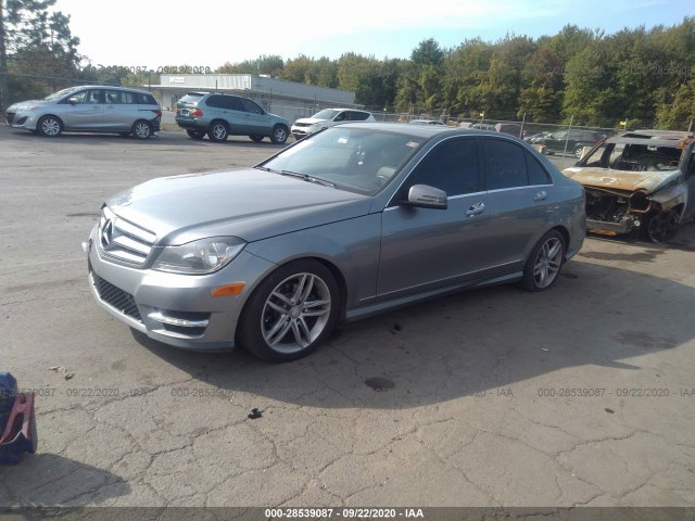 Photo 1 VIN: WDDGF8BB0CF915173 - MERCEDES-BENZ C-CLASS 