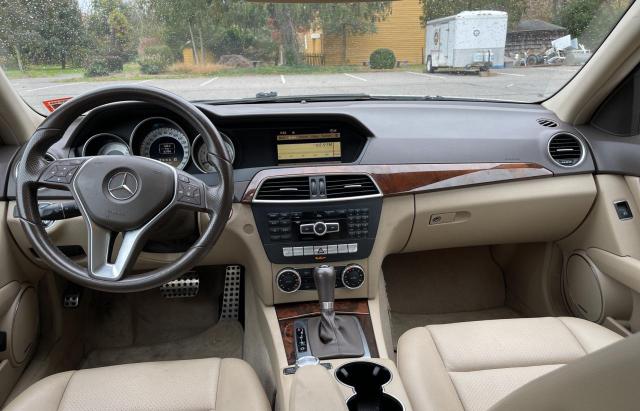 Photo 8 VIN: WDDGF8BB0CR192777 - MERCEDES-BENZ C 300 4MAT 