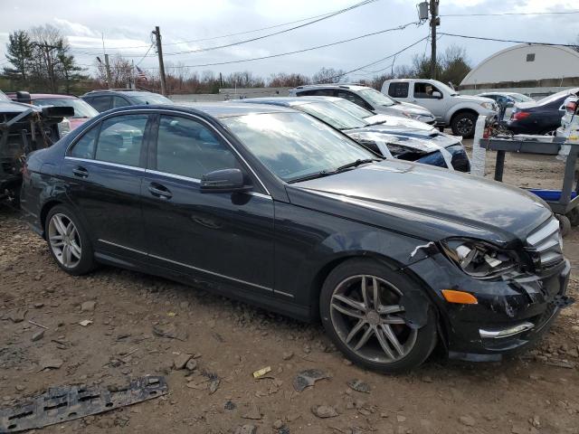 Photo 3 VIN: WDDGF8BB0CR205768 - MERCEDES-BENZ C 300 4MAT 