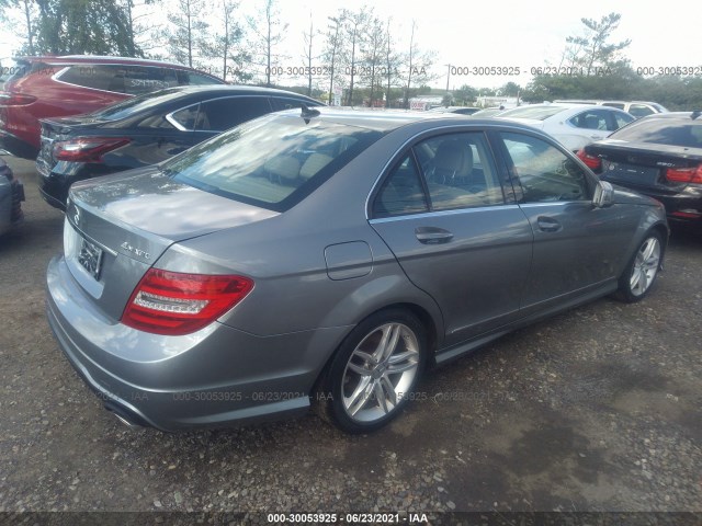 Photo 3 VIN: WDDGF8BB0CR227995 - MERCEDES-BENZ C-CLASS 