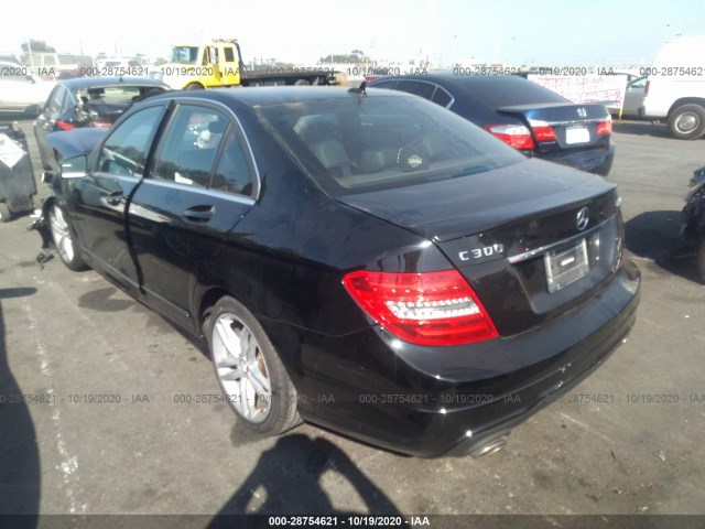 Photo 2 VIN: WDDGF8BB0CR231030 - MERCEDES-BENZ C-CLASS 