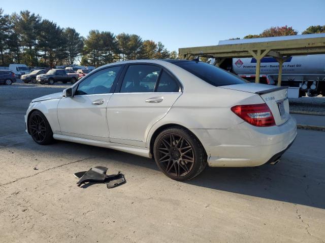 Photo 1 VIN: WDDGF8BB0CR231707 - MERCEDES-BENZ C 300 4MAT 