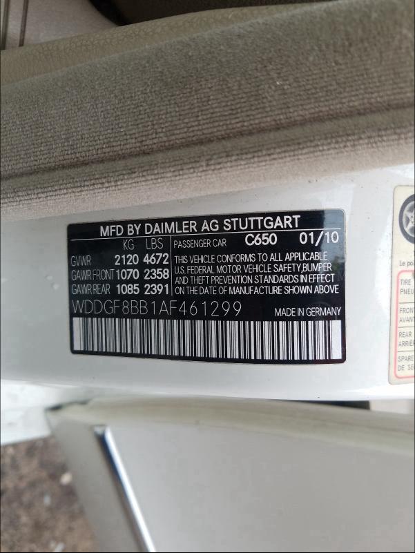 Photo 9 VIN: WDDGF8BB1AF461299 - MERCEDES-BENZ C 300 4MAT 