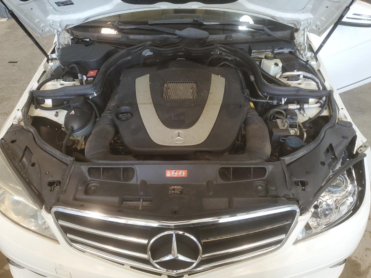 Photo 10 VIN: WDDGF8BB1AR094631 - MERCEDES-BENZ C-KLASSE 