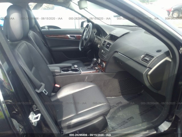 Photo 4 VIN: WDDGF8BB1BR138743 - MERCEDES-BENZ C-CLASS 