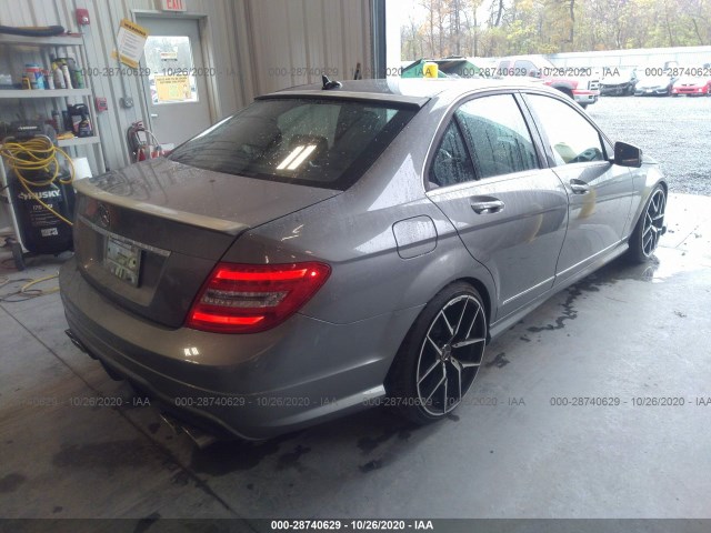 Photo 3 VIN: WDDGF8BB1CR192576 - MERCEDES-BENZ C-CLASS 