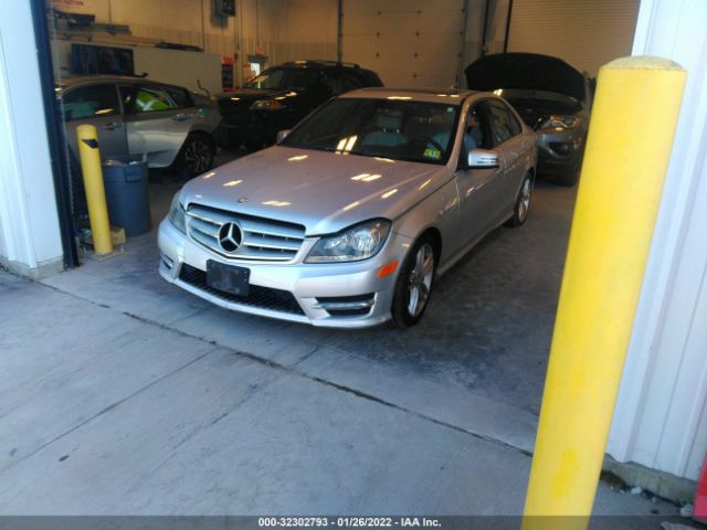 Photo 1 VIN: WDDGF8BB1CR196742 - MERCEDES-BENZ C-CLASS 