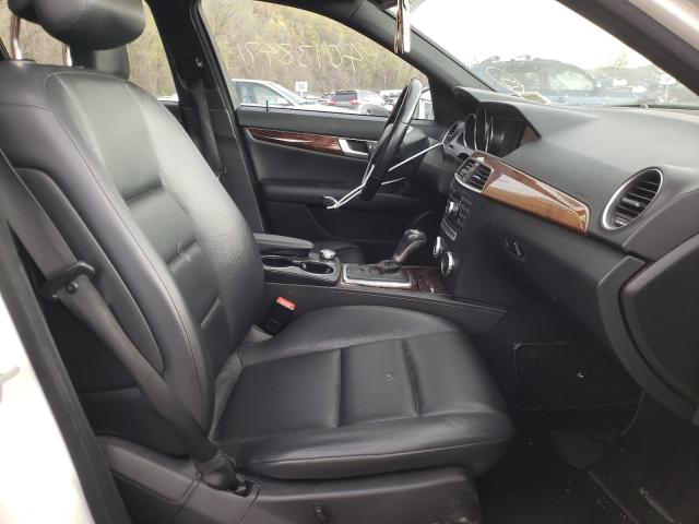 Photo 4 VIN: WDDGF8BB1CR203950 - MERCEDES-BENZ C 300 4MAT 