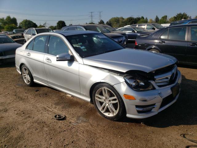 Photo 3 VIN: WDDGF8BB1CR206959 - MERCEDES-BENZ C 300 4MAT 