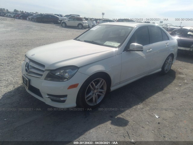 Photo 1 VIN: WDDGF8BB1CR236026 - MERCEDES-BENZ C-CLASS 