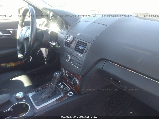 Photo 4 VIN: WDDGF8BB2AF405422 - MERCEDES-BENZ C-CLASS 