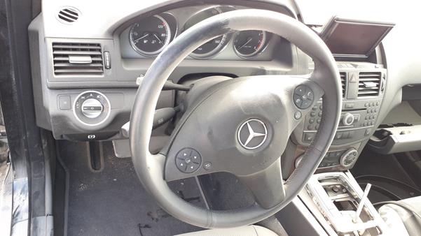 Photo 12 VIN: WDDGF8BB2BR145412 - MERCEDES-BENZ C 300 