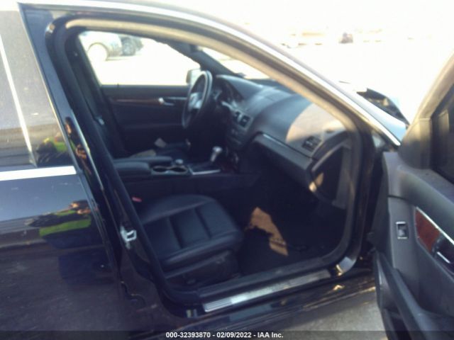 Photo 4 VIN: WDDGF8BB2BR175557 - MERCEDES-BENZ C-CLASS 