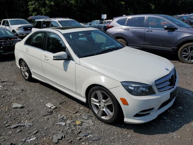 Photo 3 VIN: WDDGF8BB2BR183500 - MERCEDES-BENZ C 300 4MAT 