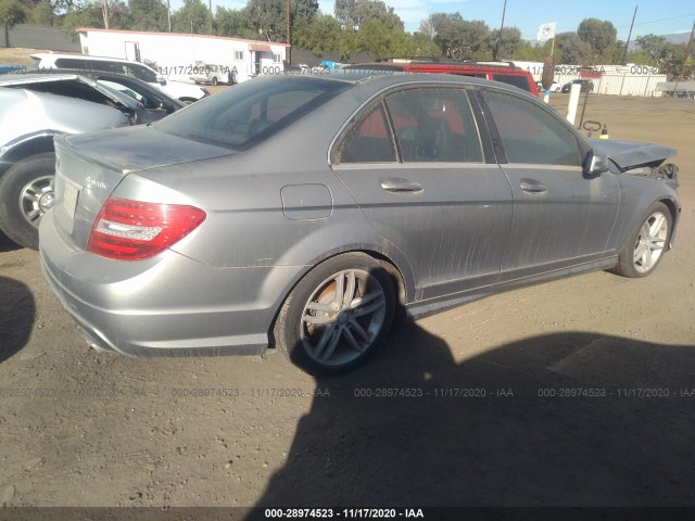 Photo 3 VIN: WDDGF8BB2CA610108 - MERCEDES-BENZ C-CLASS 