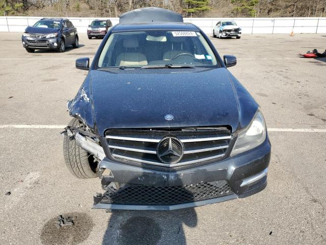 Photo 4 VIN: WDDGF8BB2CF857213 - MERCEDES-BENZ C-CLASS 