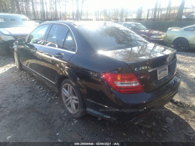 Photo 2 VIN: WDDGF8BB2CF876103 - MERCEDES-BENZ C-CLASS 