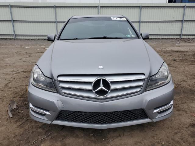 Photo 4 VIN: WDDGF8BB2CF917989 - MERCEDES-BENZ C-CLASS 