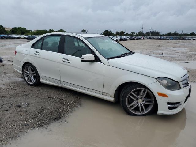 Photo 3 VIN: WDDGF8BB2CR204489 - MERCEDES-BENZ C-CLASS 