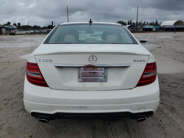 Photo 5 VIN: WDDGF8BB2CR204489 - MERCEDES-BENZ C-CLASS 