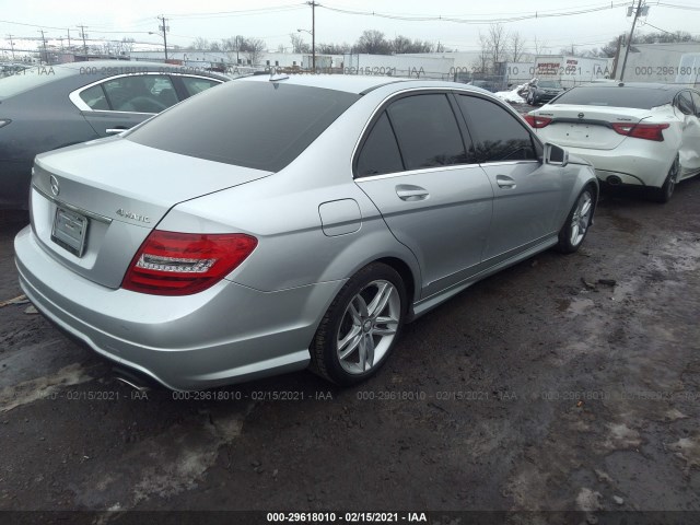 Photo 3 VIN: WDDGF8BB2CR207019 - MERCEDES-BENZ C-CLASS 