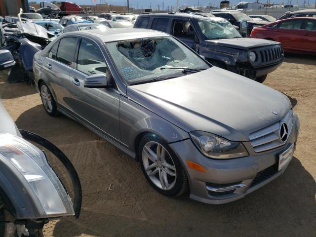 Photo 3 VIN: WDDGF8BB2CR225391 - MERCEDES-BENZ C-CLASS 