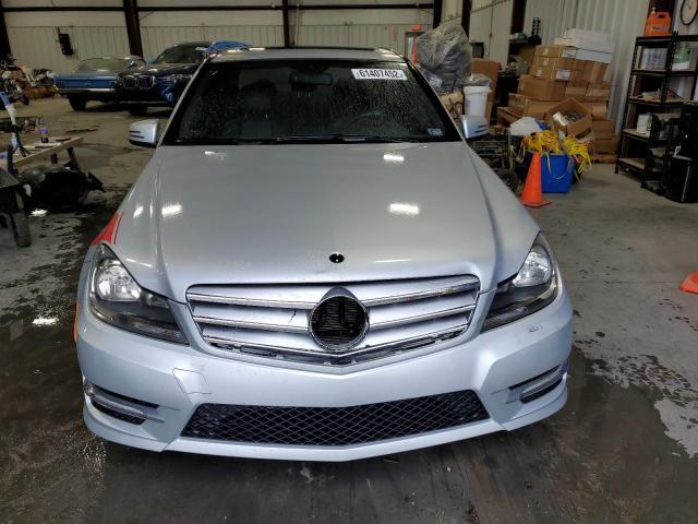 Photo 8 VIN: WDDGF8BB2CR234026 - MERCEDES-BENZ C 300 4MAT 