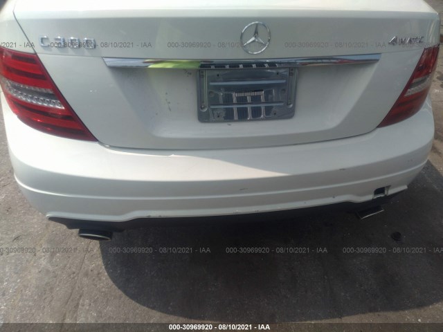 Photo 5 VIN: WDDGF8BB2CR234477 - MERCEDES-BENZ C-CLASS 