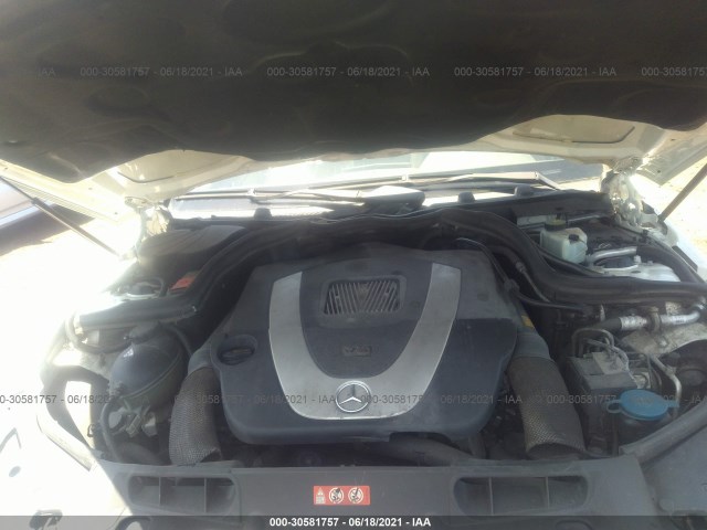 Photo 9 VIN: WDDGF8BB3AF409480 - MERCEDES-BENZ C-CLASS 