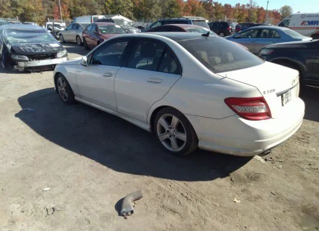 Photo 2 VIN: WDDGF8BB3AF439580 - MERCEDES-BENZ C-CLASS 