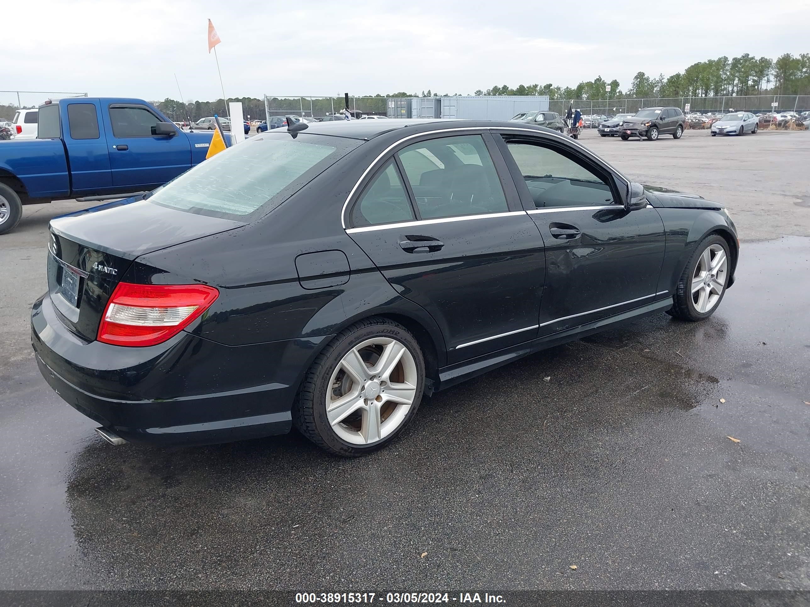 Photo 3 VIN: WDDGF8BB3AF462731 - MERCEDES-BENZ C-KLASSE 