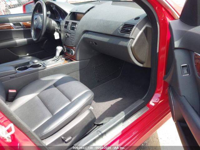 Photo 4 VIN: WDDGF8BB3AR115396 - MERCEDES-BENZ C 300 