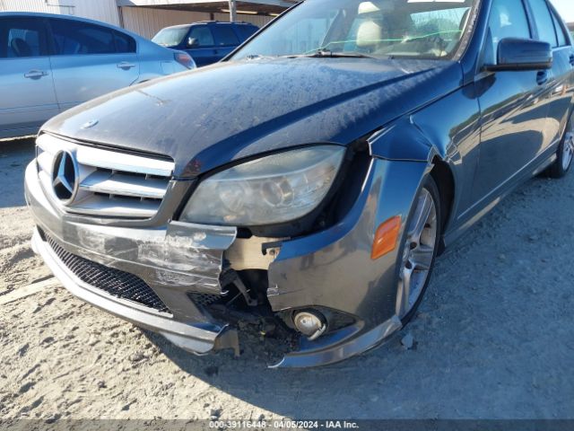 Photo 5 VIN: WDDGF8BB3AR126706 - MERCEDES-BENZ C 300 