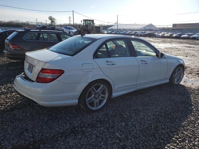 Photo 2 VIN: WDDGF8BB3BR157262 - MERCEDES-BENZ C-CLASS 