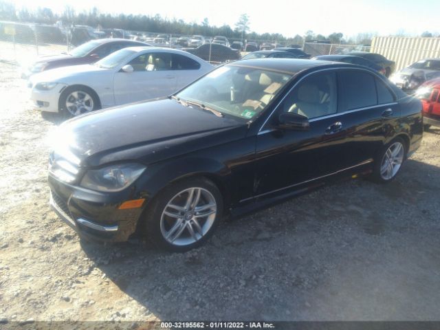 Photo 1 VIN: WDDGF8BB3CA597904 - MERCEDES-BENZ C-CLASS 