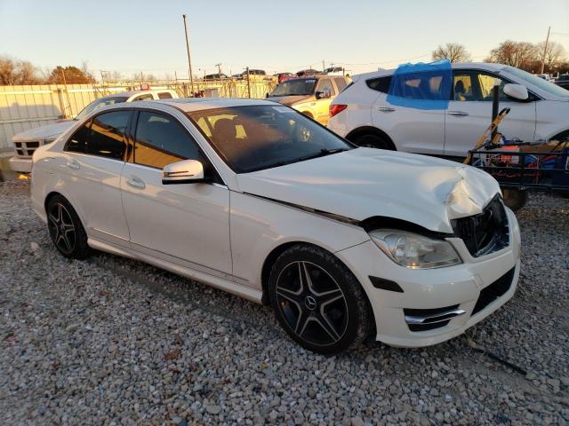 Photo 3 VIN: WDDGF8BB3CA600039 - MERCEDES-BENZ C-CLASS 