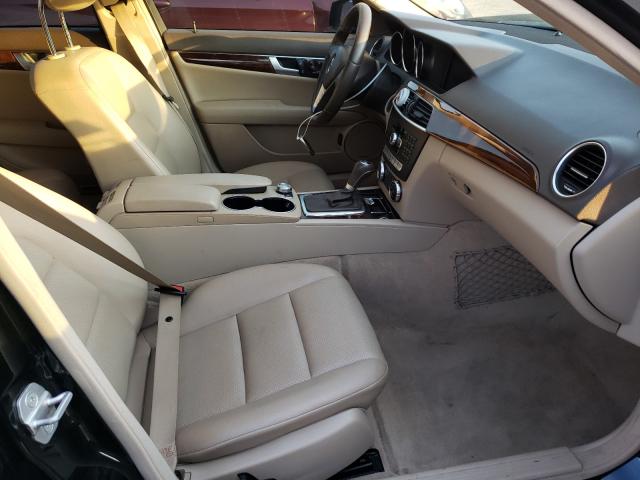 Photo 4 VIN: WDDGF8BB3CA686937 - MERCEDES-BENZ C 300 4MAT 