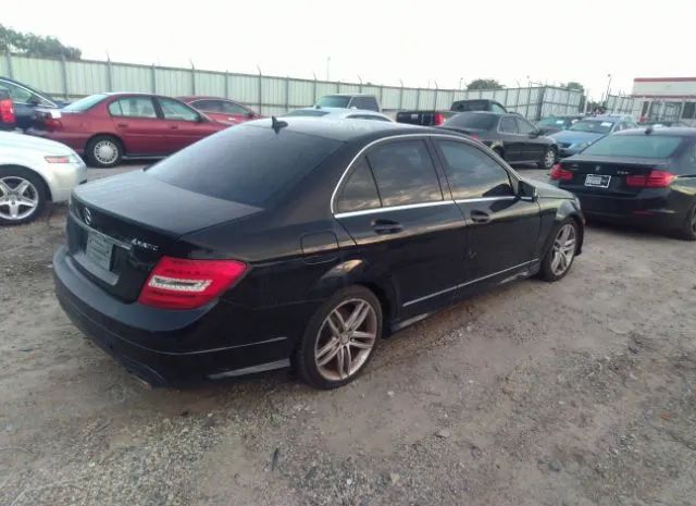 Photo 3 VIN: WDDGF8BB3CA706362 - MERCEDES-BENZ C 300 