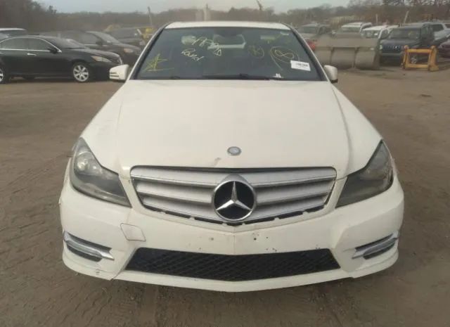 Photo 9 VIN: WDDGF8BB3CF915880 - MERCEDES-BENZ C-CLASS 