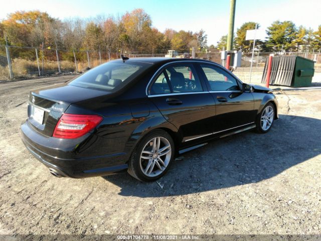 Photo 3 VIN: WDDGF8BB3CR203853 - MERCEDES-BENZ C-CLASS 