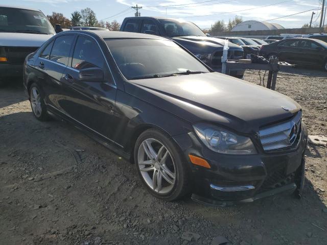 Photo 3 VIN: WDDGF8BB3CR208941 - MERCEDES-BENZ C 300 4MAT 