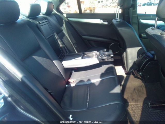 Photo 7 VIN: WDDGF8BB4AF427258 - MERCEDES-BENZ C 300 