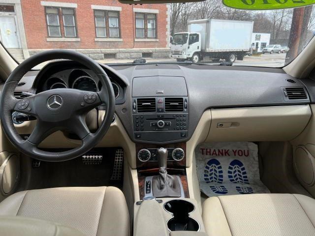 Photo 8 VIN: WDDGF8BB4AF443735 - MERCEDES-BENZ C 300 4MAT 