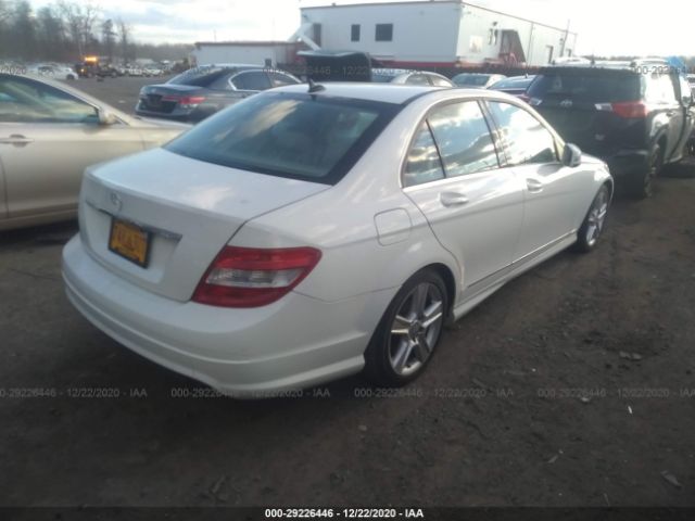 Photo 3 VIN: WDDGF8BB4AF474113 - MERCEDES-BENZ C-CLASS 